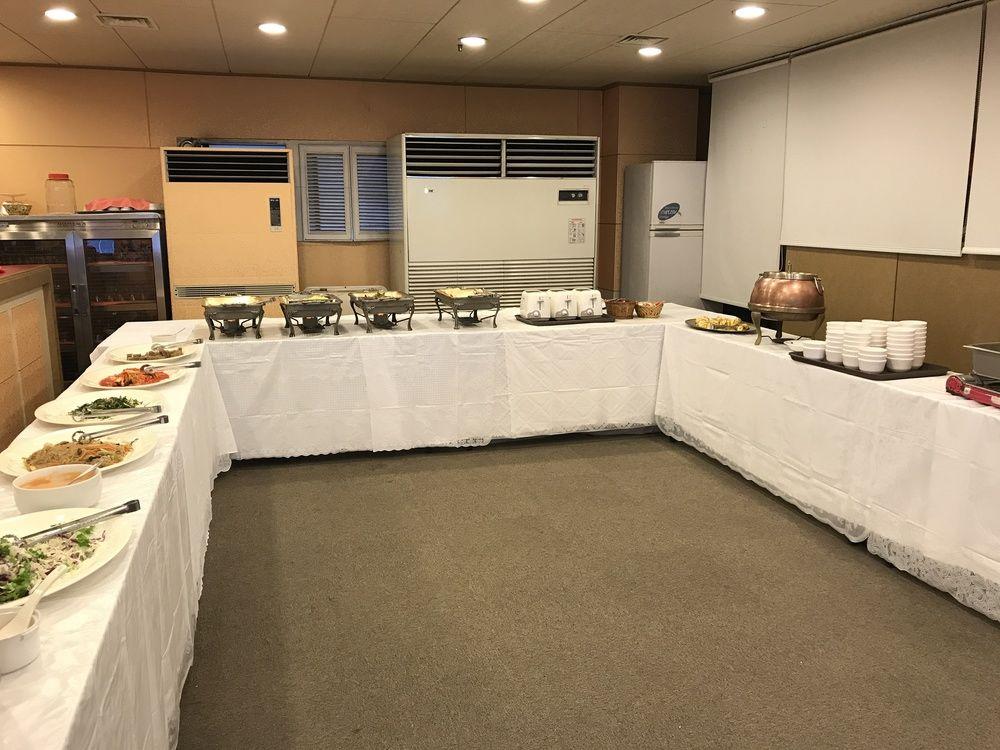 Seoul Tourist 호텔 제주 외부 사진